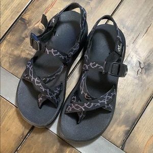 Chacos size 8